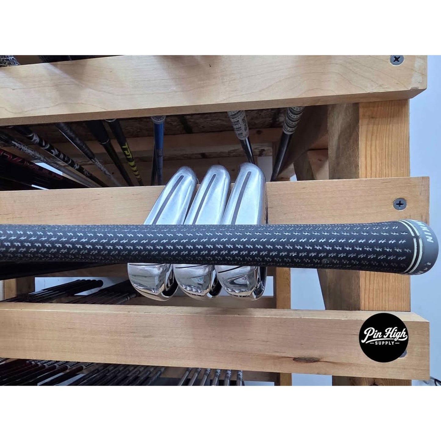 Taylormade Sim Max 5, 6, 7, & 8 Irons. Regular Flex