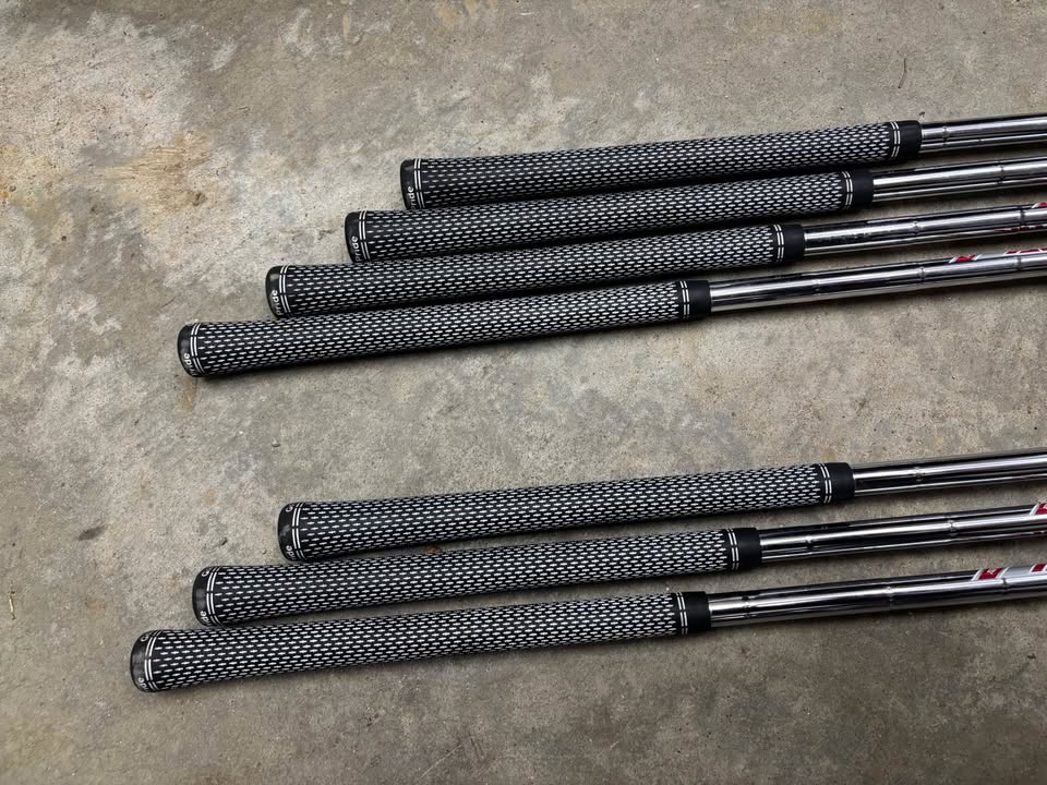 Titleist T300 Iron Set
