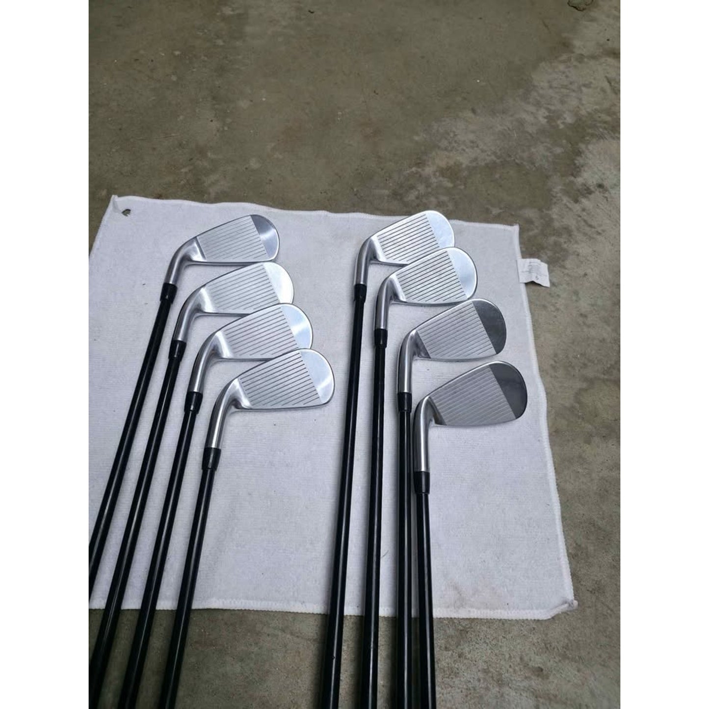 2023 Titleist T350 Iron Set 4-PW & AW (8-Piece) Senior Flex Upgraded Mitsubishi TENSEI Red AV Series AM(2) Right Hand – Great Condition