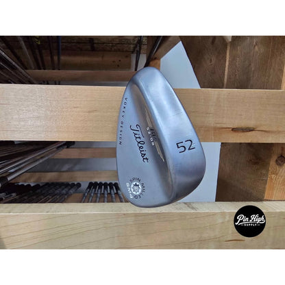 Left Handed Titleist Vokey SM4 52° Like New