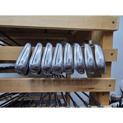 TaylorMade M6 Iron Set 4-PW & SW Regular Flex Upgraded Fubuki TM6 Graphite Right Hand – Good Condition