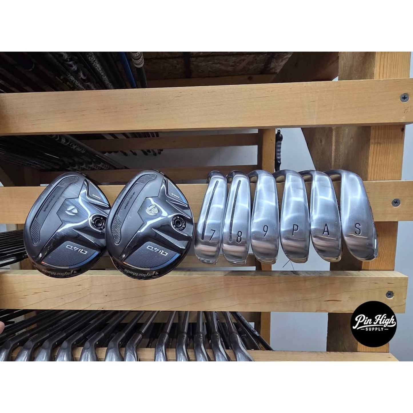 Taylormade QI Max 7-PW AW SW, Qi4d Max 5 & 6 Hybrid Regular Flex