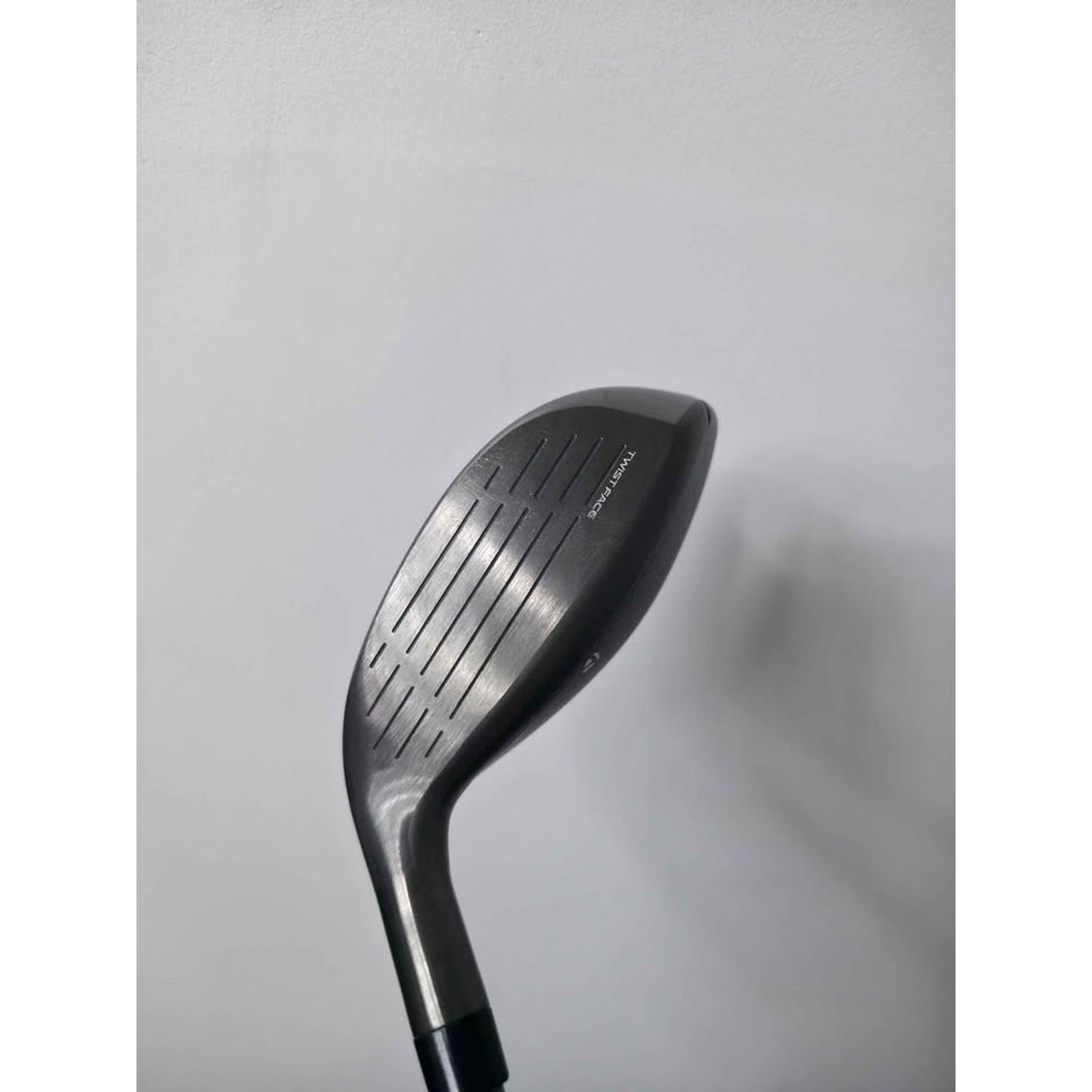 TaylorMade Qi35 MAX 4 Rescue Hybrid Regular Flex Fujikura AIR SPEEDER 60 Right Hand – Like New