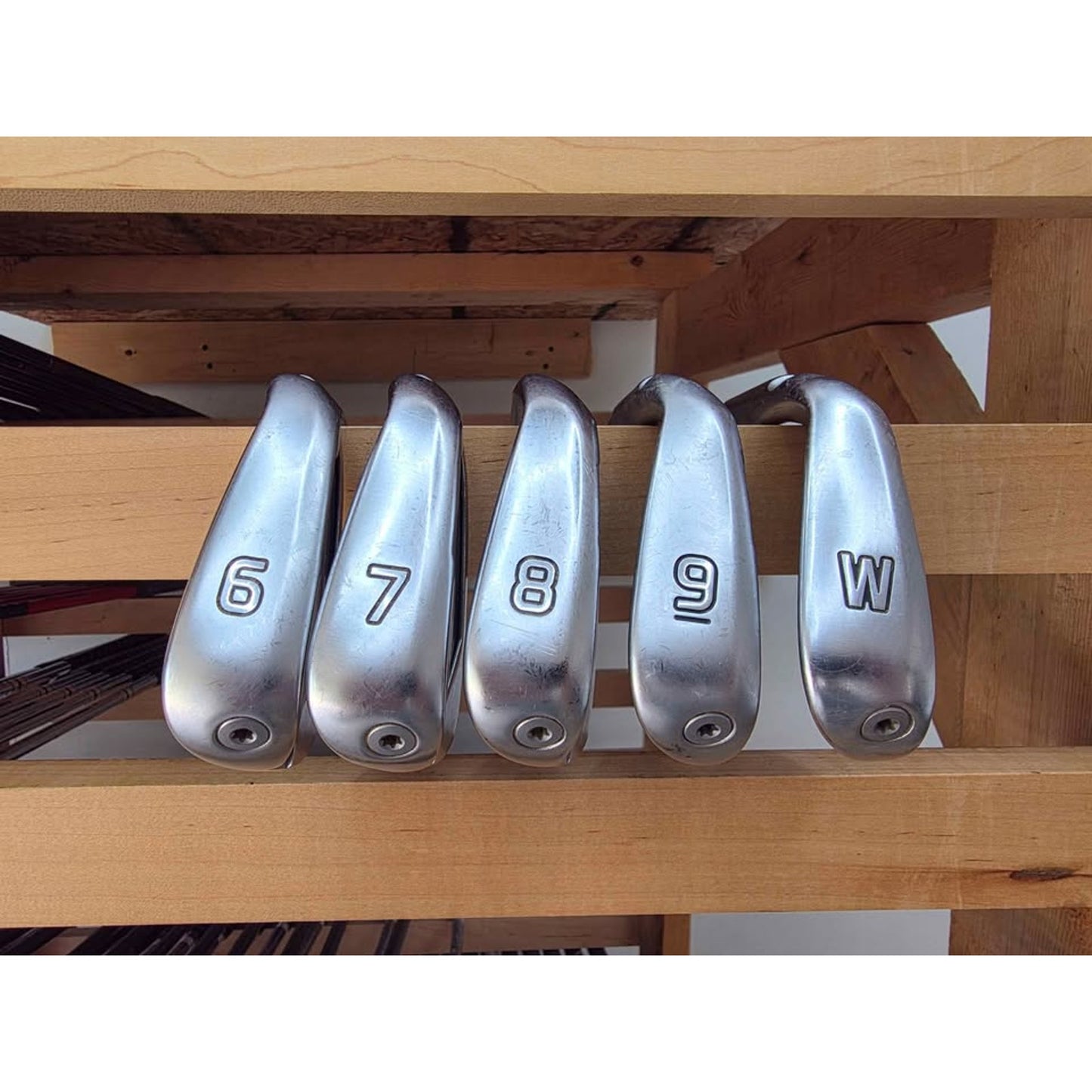 PING G425 Iron Set 6-PW Stiff Flex PING AWT 2.0 Right Hand – Good Condition