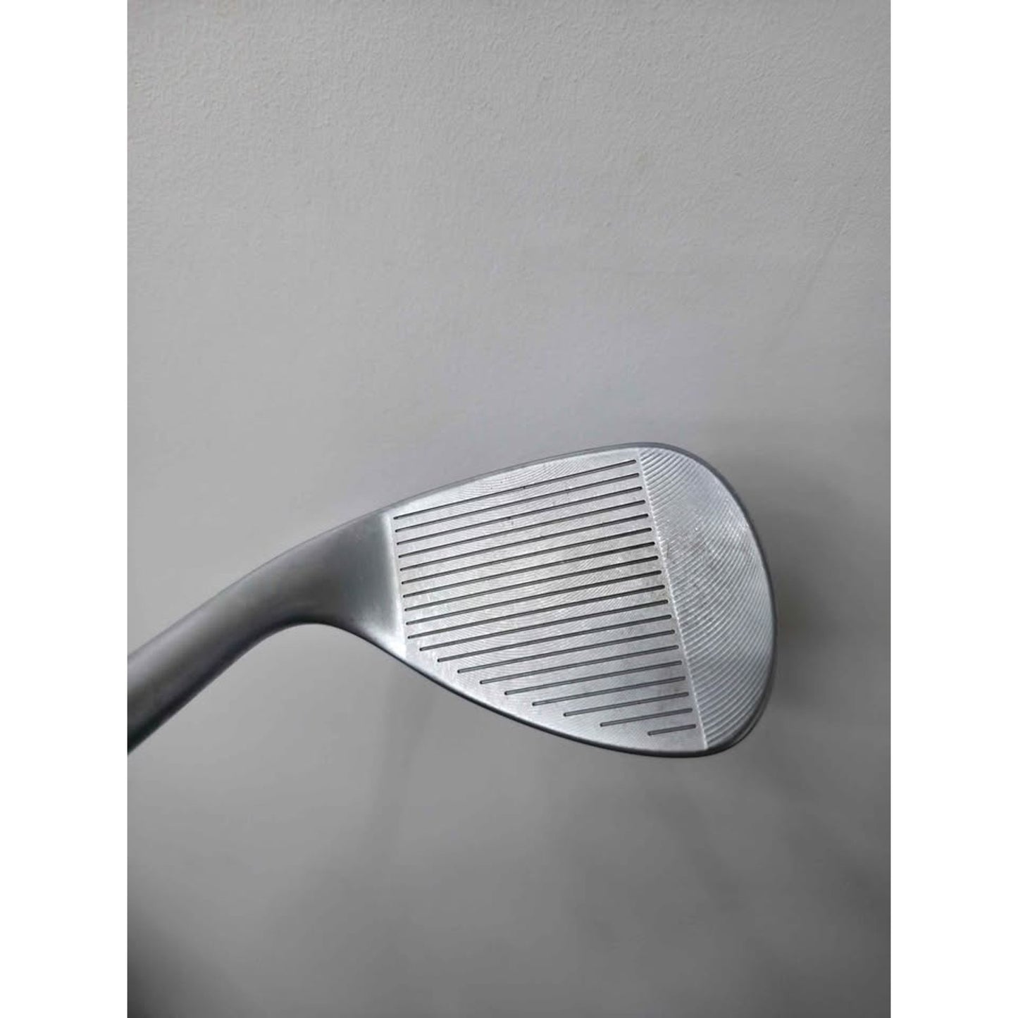 Cleveland CBX ZipCore 50° Wedge Dynamic Gold Spinner Tour Issue Right Hand – Good Condition