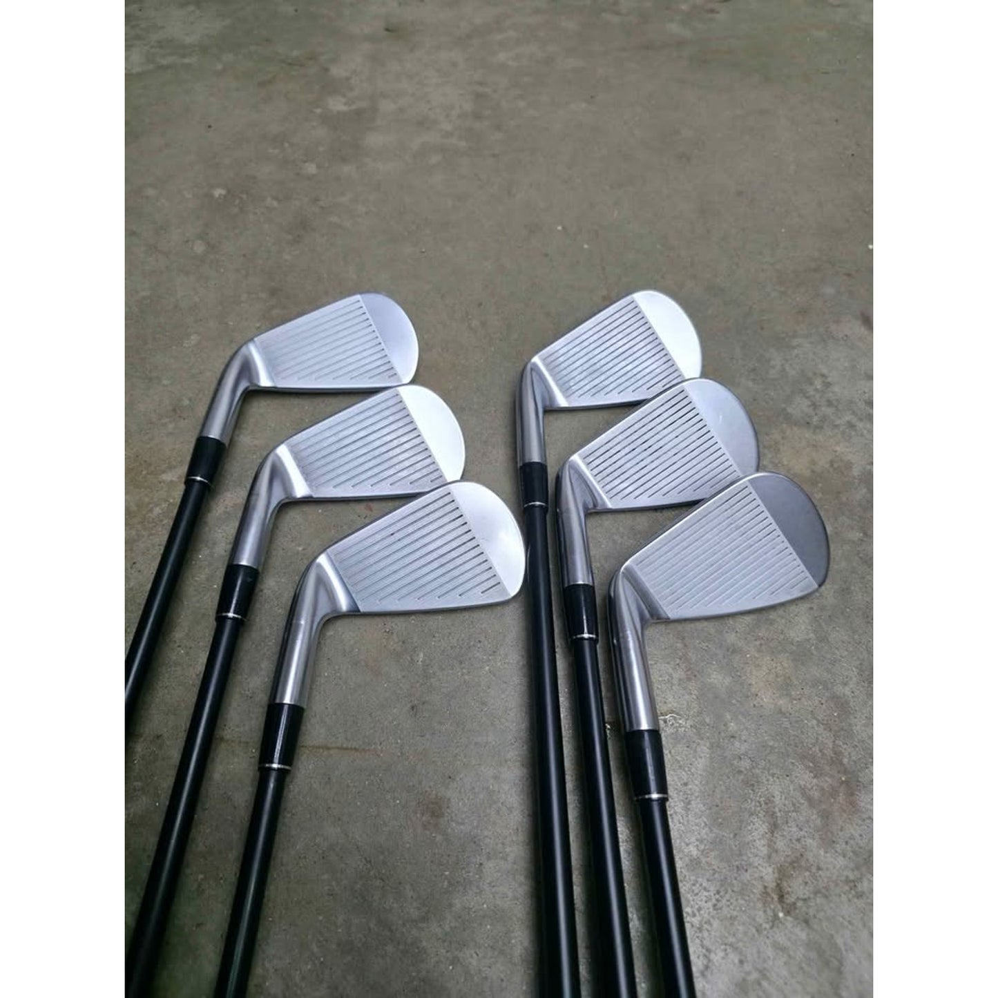 Srixon ZXi5 Iron Set 5-PW Regular Flex Upgraded KBS PGI 60 Graphite Right Hand – Mint Condition