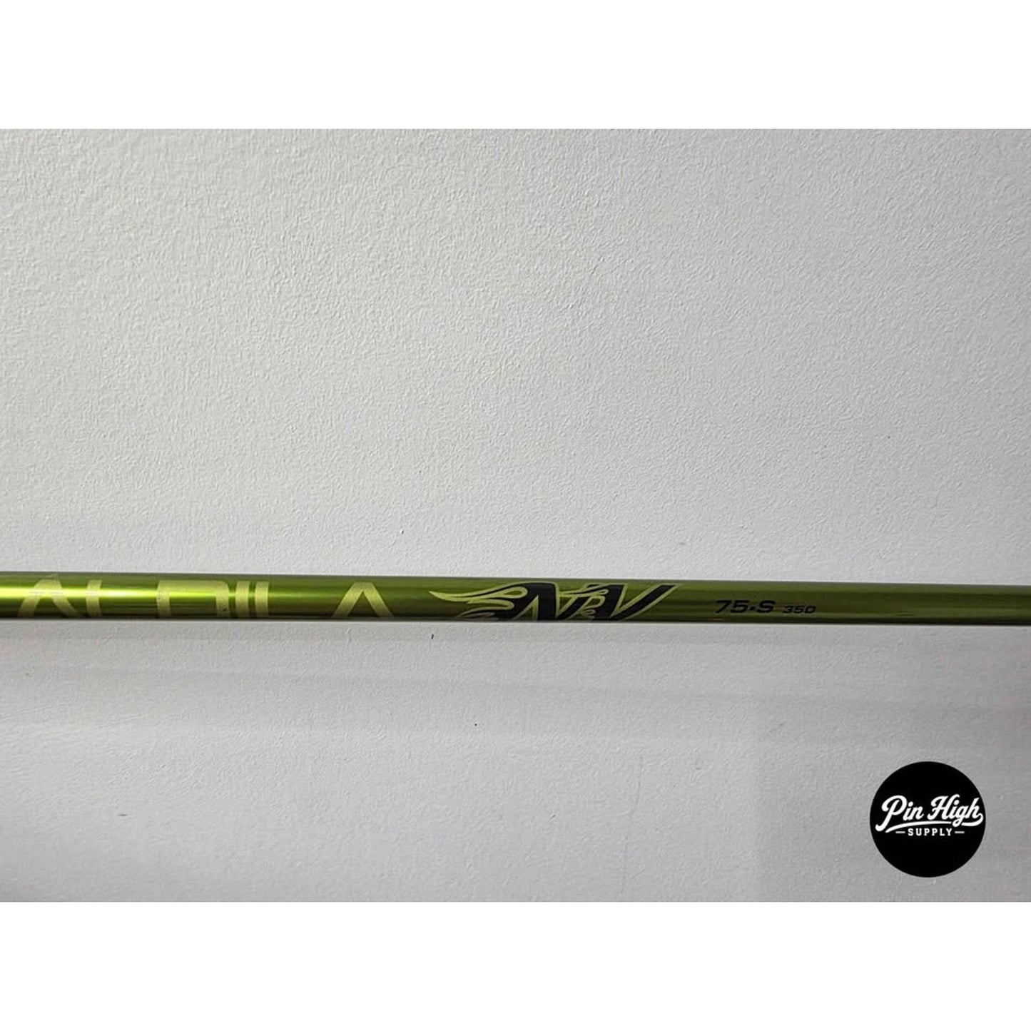 Left Handed Taylormade R7 9.5° Aldila NV Stiff Shaft Driver