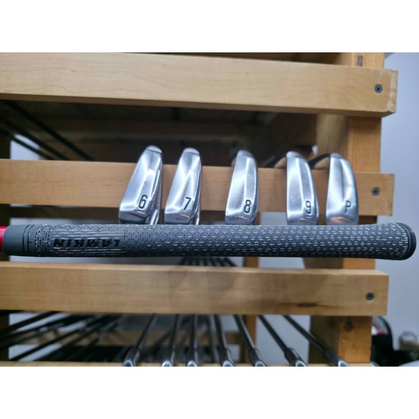 Srixon ZXi5 Iron Set 5-PW Regular Flex Upgraded KBS PGI 60 Graphite Right Hand – Mint Condition