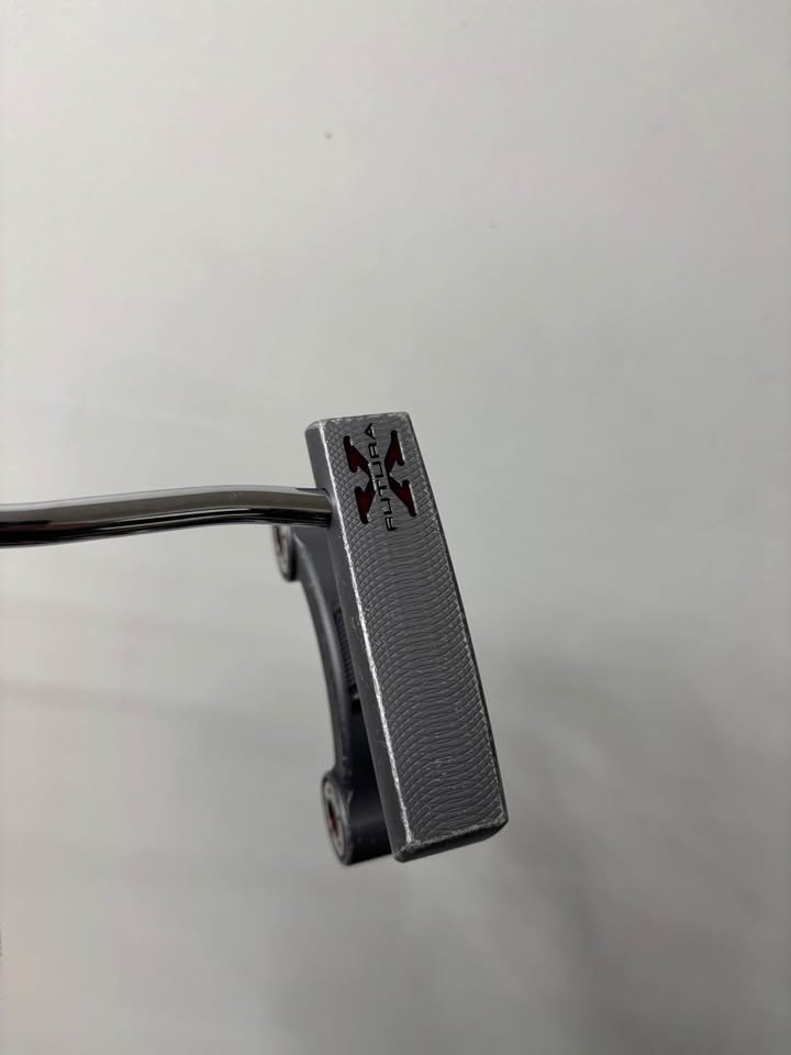 Scotty Cameron Futura X