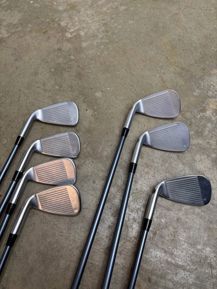 Ping G425 Iron Set