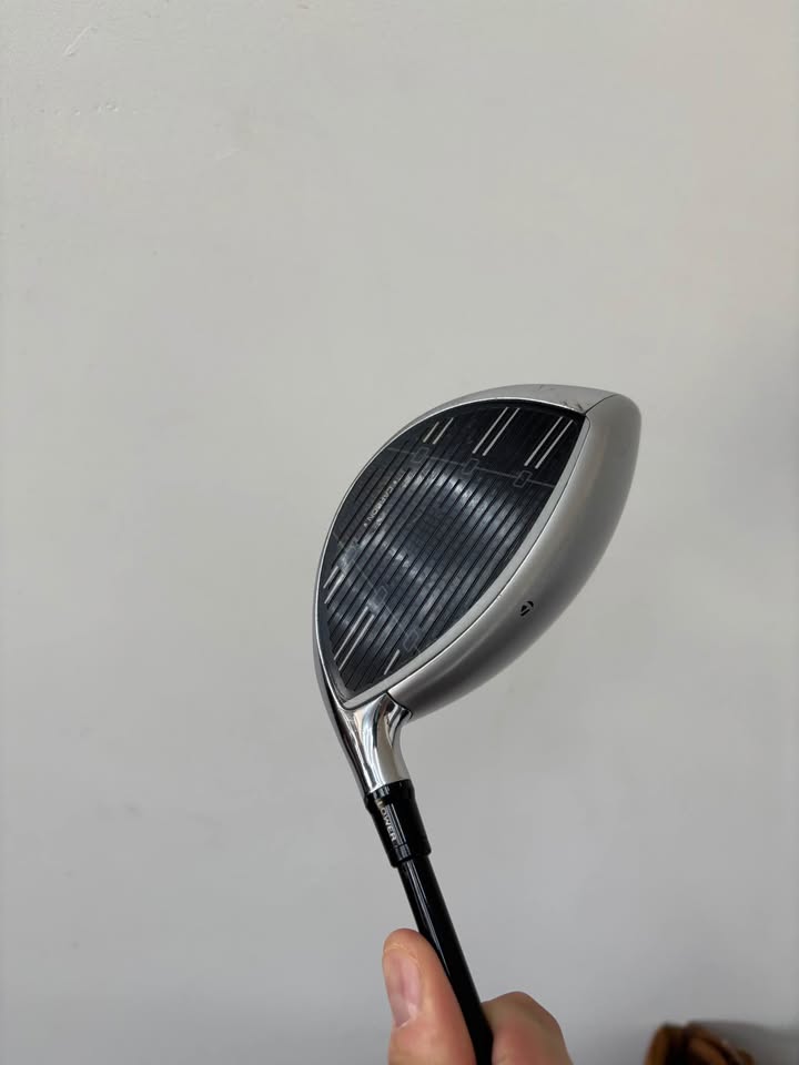 Taylormade Qi35 10.5° Platinum Designer Series 10.5 Driver  Kai’li x stiff shaft